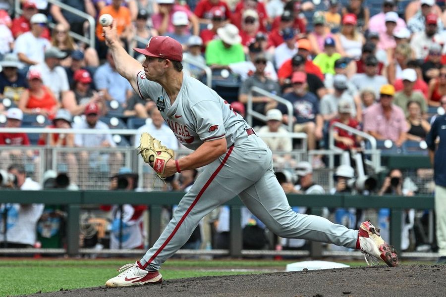 NCAA Baseball: College World Series-Reconsus V. Murray State
