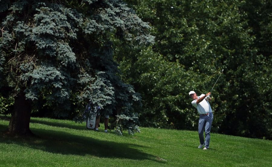 Stewart Cink inches closer to major win at Regions Tradition