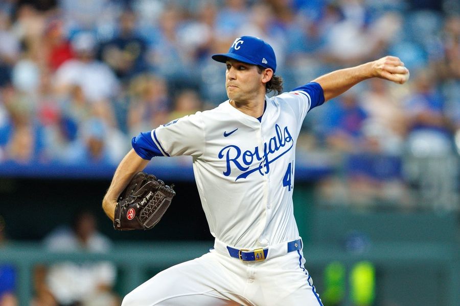 MLB: Tampa Bay rays in Canasus City Royals