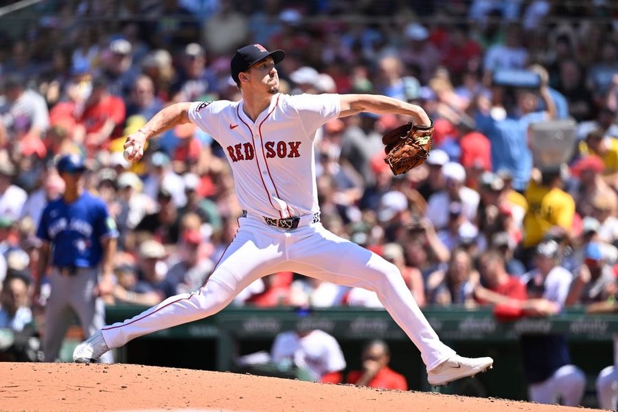 MLB: Toronto Blue Jais in Boston Red Sox