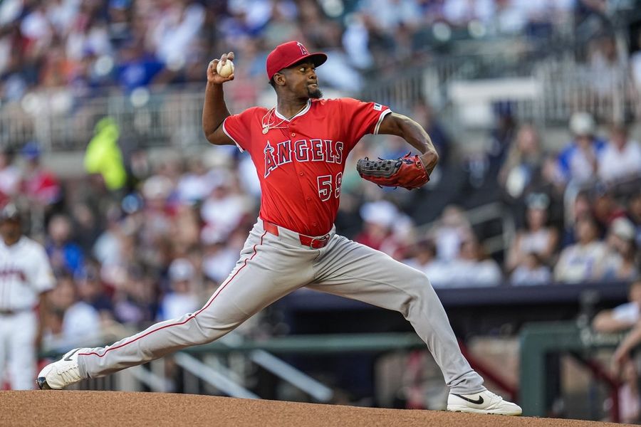 MLB: Los Angeles Angels in Atlanta Braves
