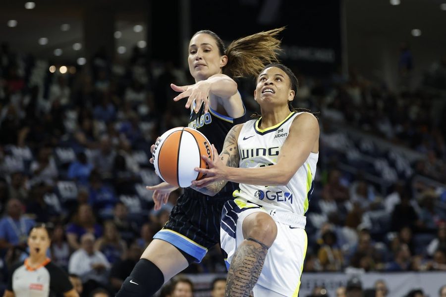 WNBA: Dallas Wings at Chicago Sky