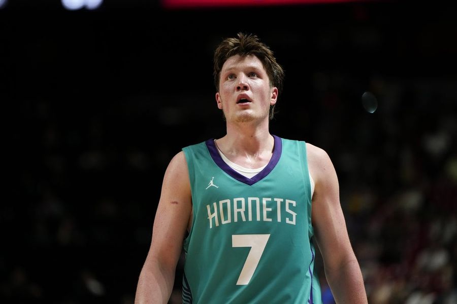 Kon Knueppel, Hornets top Kings for 1st summer league crown