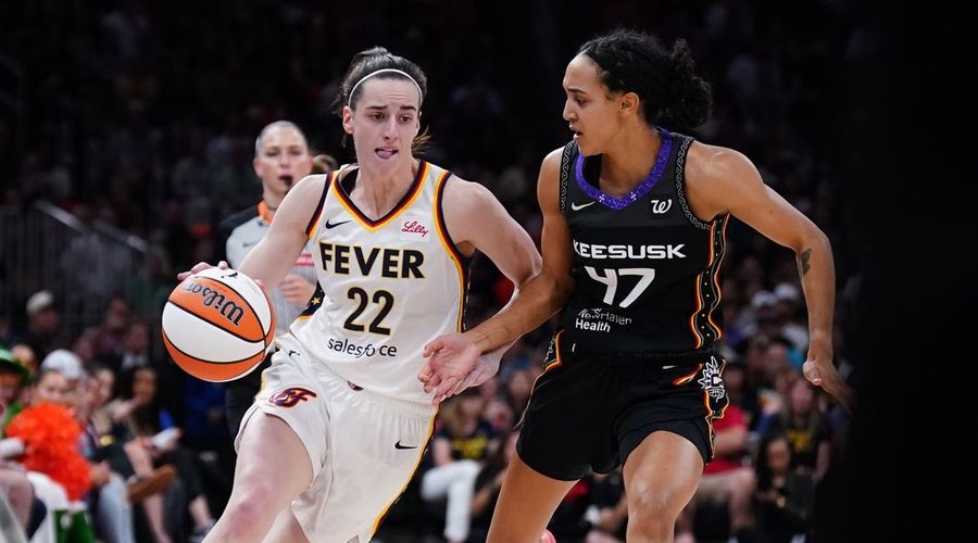 WNBA: Indiana Fever at Connecticut Sun