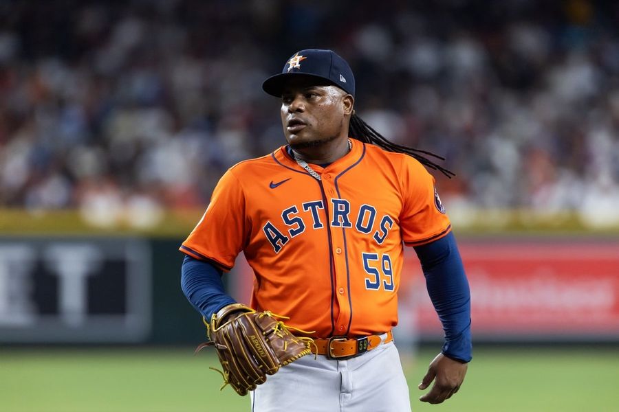 Deadspin | Astros look to get back to winning ways at home vs. Nationals