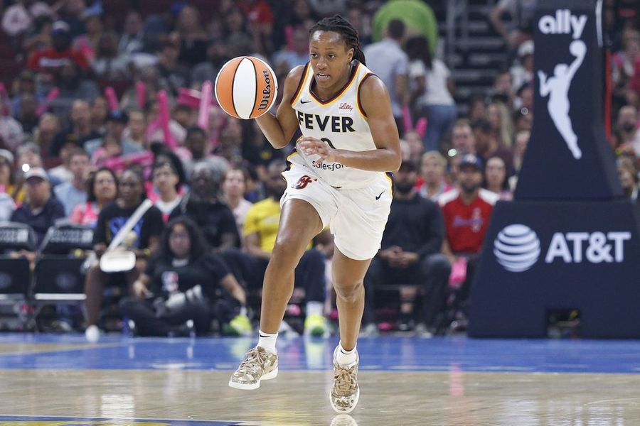WNBA: Indiana Fever at Chicago Sky