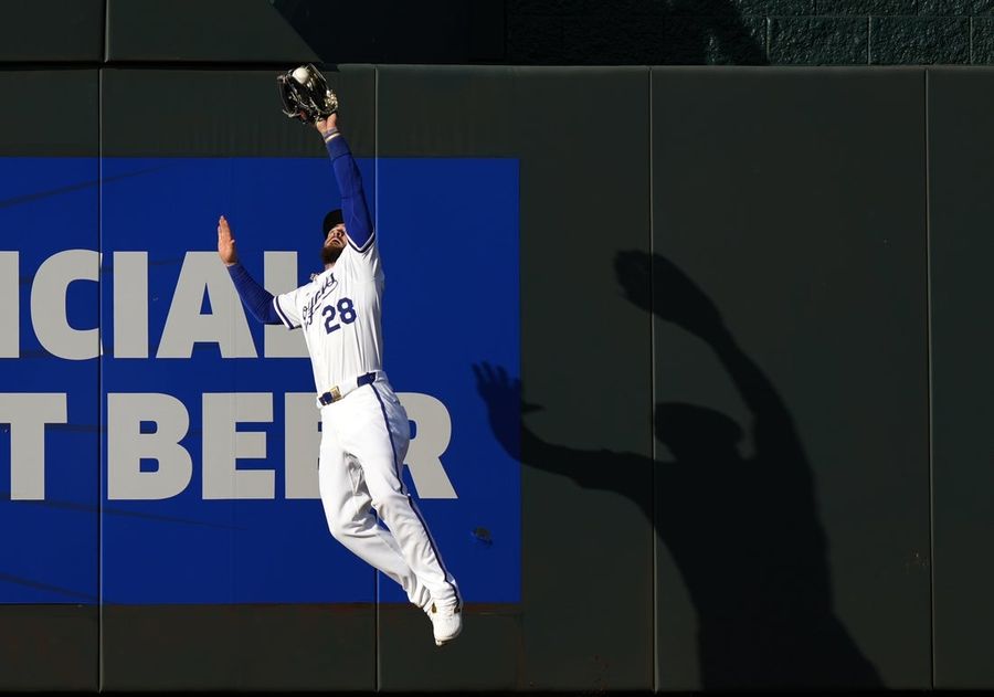 MLB: Atlanta Braves at Kansas City Royals