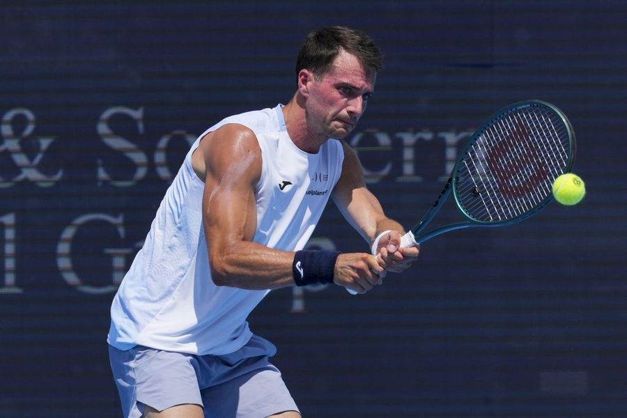 Spain, Germany round out semifinalists at Davis Cup