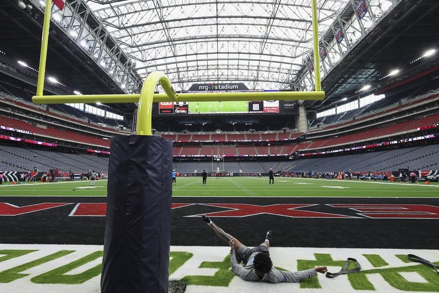 NFL fines and suspends Texans' Javier Loya for off-field conduct