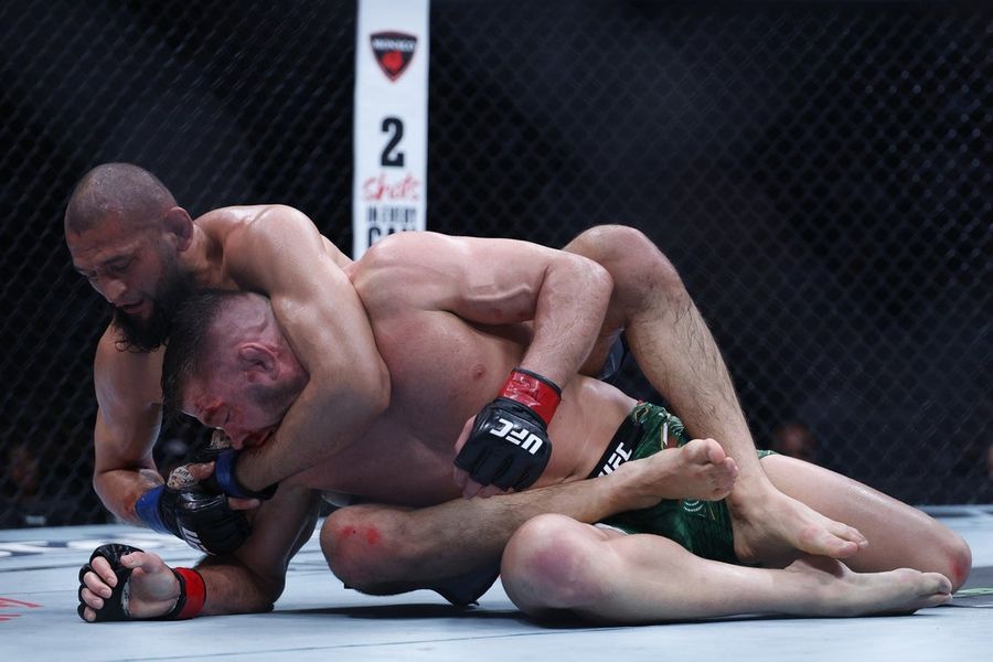 MMA: UFC 319 - Du Plessis vs Chimaev