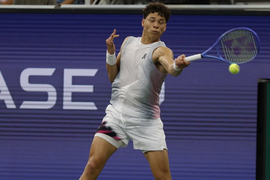 ATP roundup: Ben Shelton wins for first time since shoulder injury