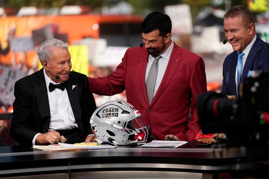 Lee Corso's farewell drives record 'College GameDay' ratings