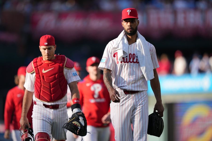 MLB: Atlanta Braves at Philadelphia Phillies