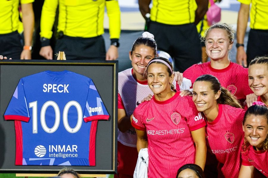 Gotham FC sign veteran Meredith Speck through end of season