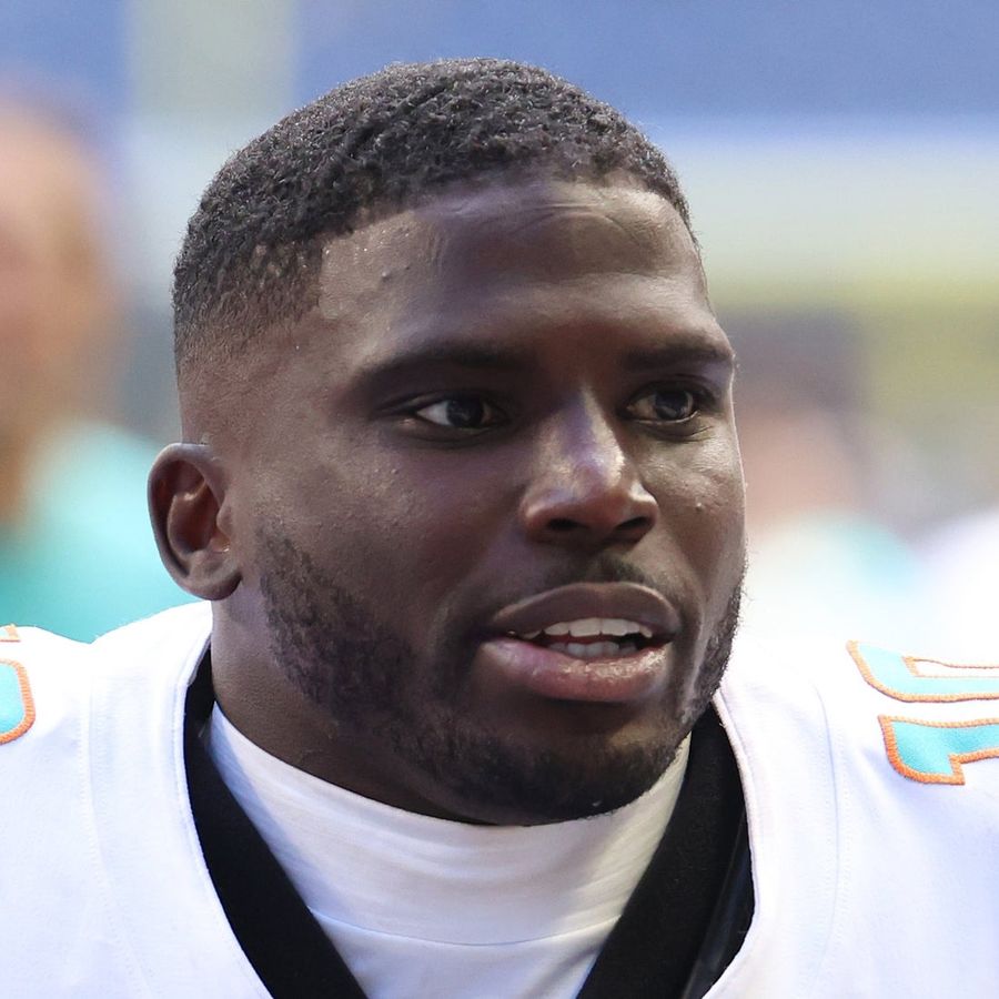 NFL reviewing domestic violence allegations against Dolphins WR Tyreek Hill