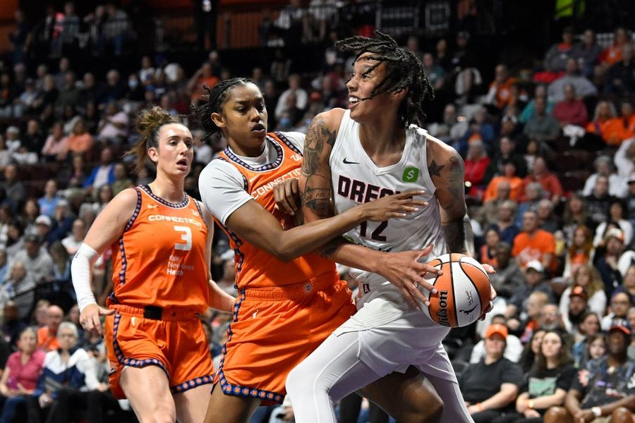 WNBA: Atlanta Dream at Connecticut Sun
