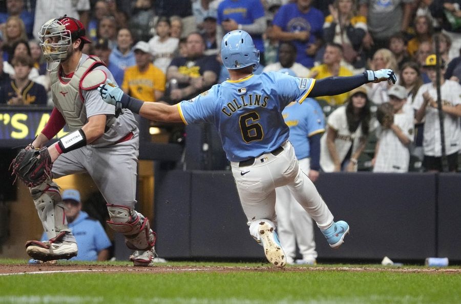 MLB: St. Louis Cardinals at Milwaukee Brewers