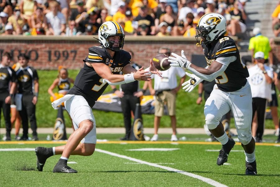 NCAA Football: UL Lafayette at Missouri