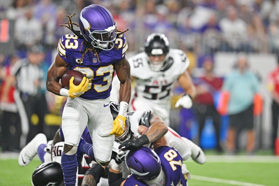 Los Vikings activan al RB Aaron Jones de la lista de lesionados para el juego contra los Chargers