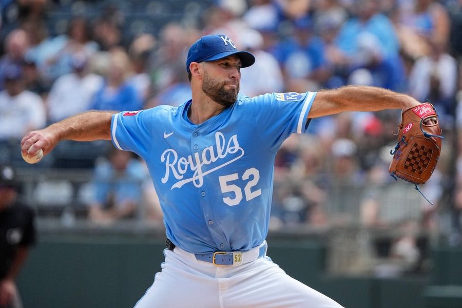 MLB: Toronto Blue Jays at Kansas City Royals