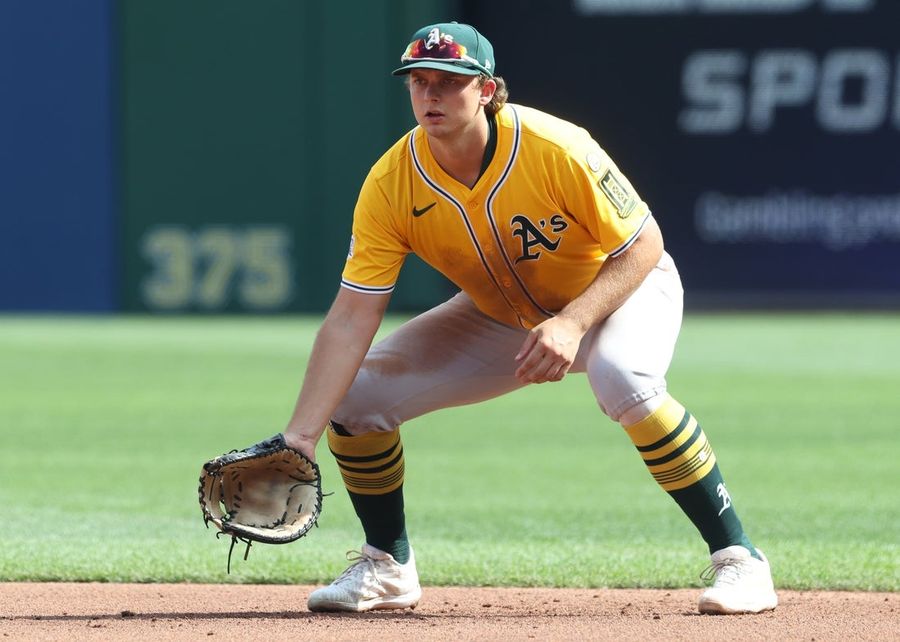 Standout rookies take center stage for A's, Royals