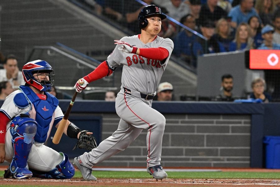 Los Medias Rojas refuerzan sus esperanzas de playoffs con una victoria crucial sobre los Azulejos