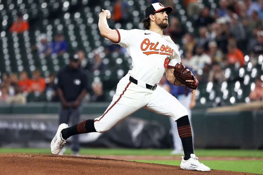 Dean Kremer lanza 6 1/3 entradas mientras los Orioles blanquean a los Rays