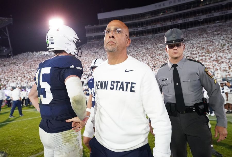 NCAA Football: Oregon at Penn State