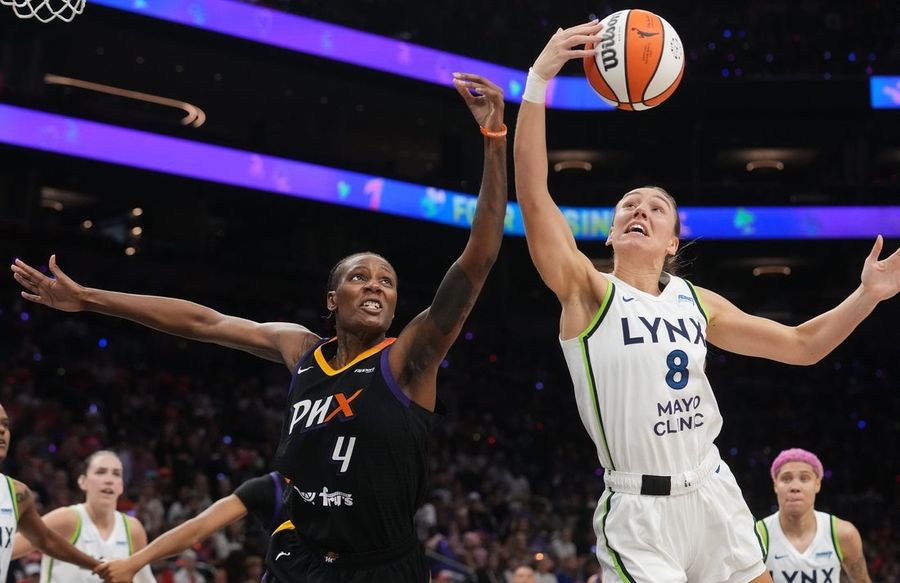 Wings sign defensive standout Alanna Smith to reported 3-year contract