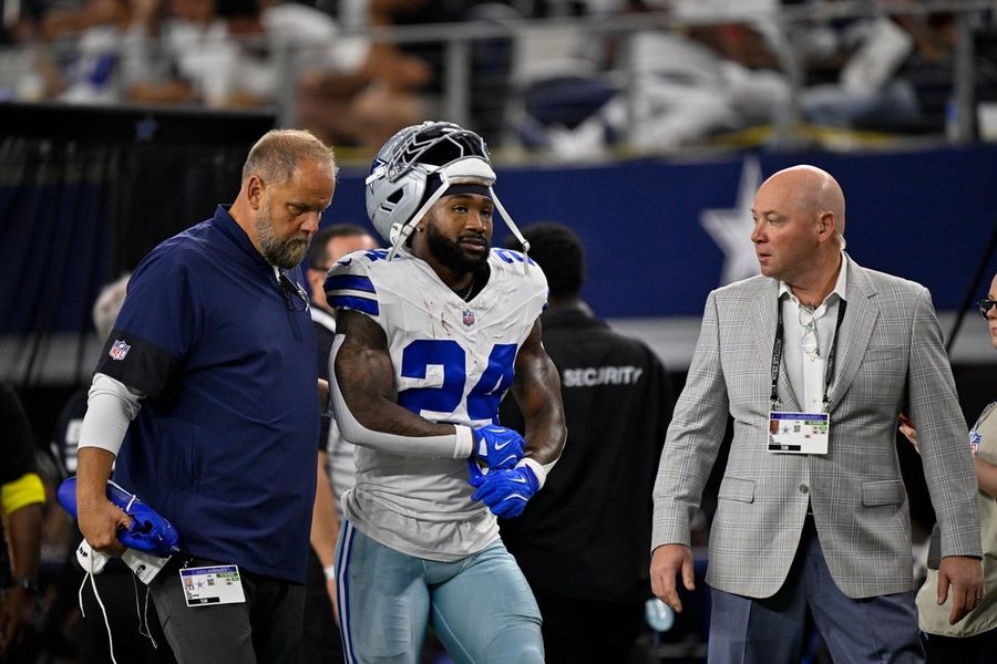 NFL: Green Bay Packers at Dallas Cowboys