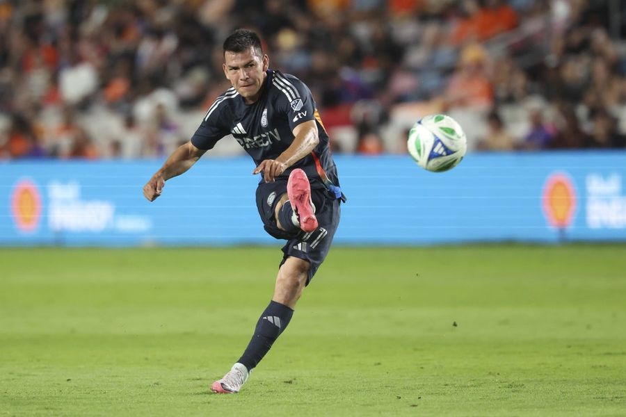 San Diego star 'Chucky' Lozano sits for playoff opener vs. Timbers