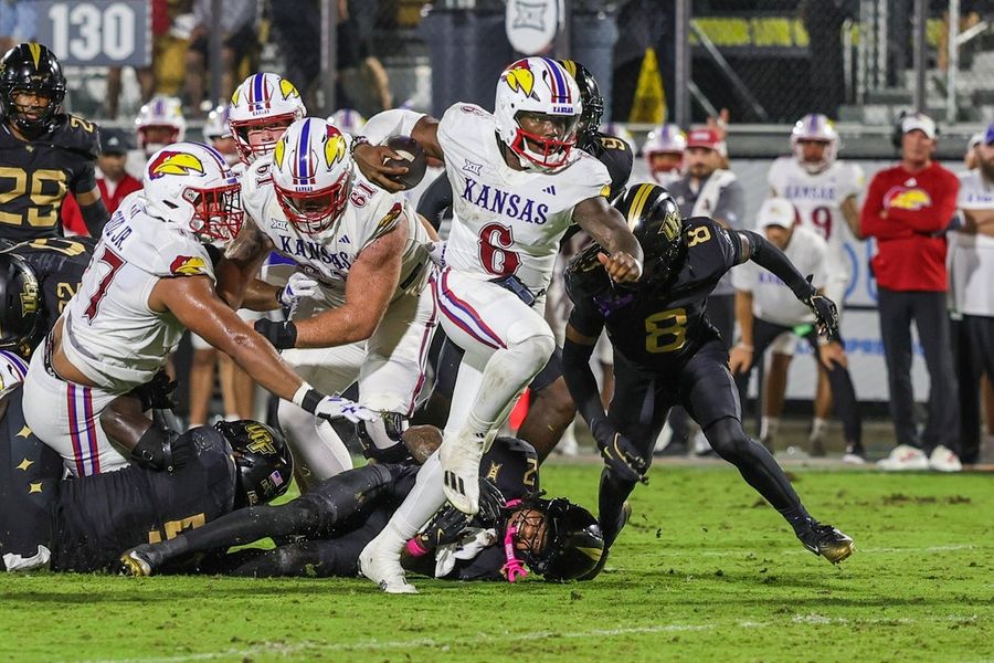 La ofensiva de Kansas y la defensa del No. 9 Texas Tech se preparan para ser el centro de atención