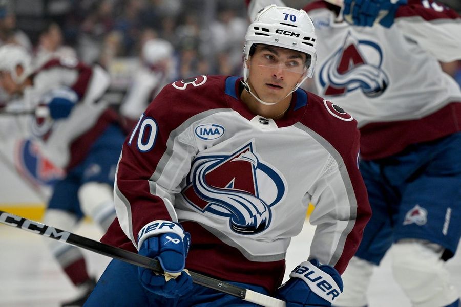 Avalanche sign D Sam Malinski to 4-year extension