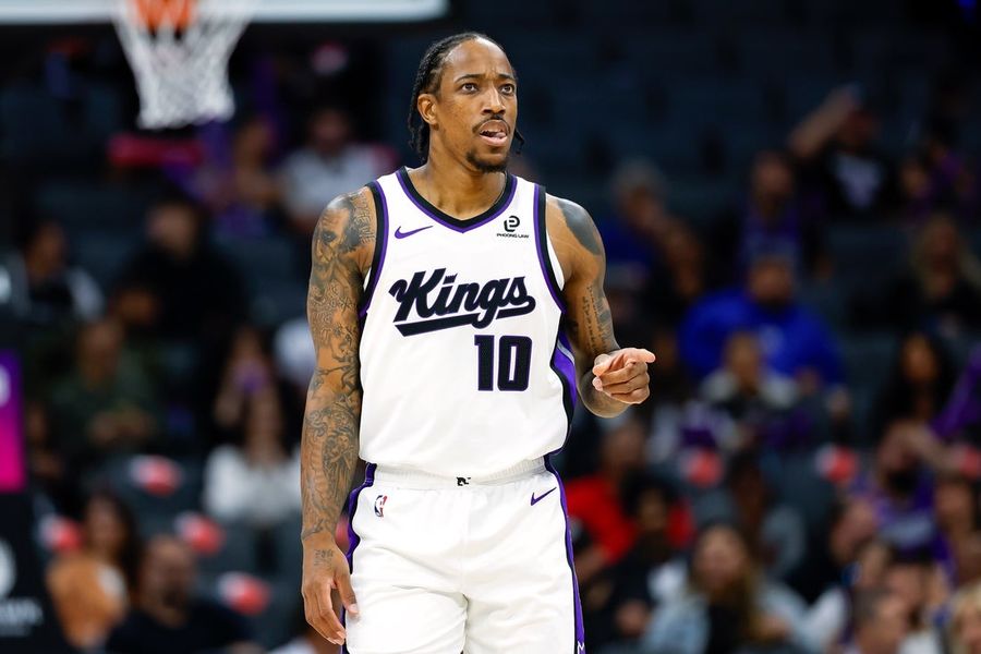 Report: Kings waive veteran F DeMar DeRozan