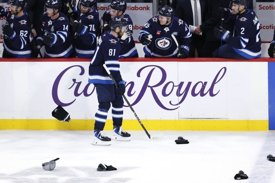 Kings visit Jets and aspire to ice Kyle Connor