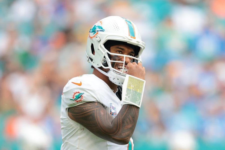 NFL: Los Angeles Chargers at Miami Dolphins
