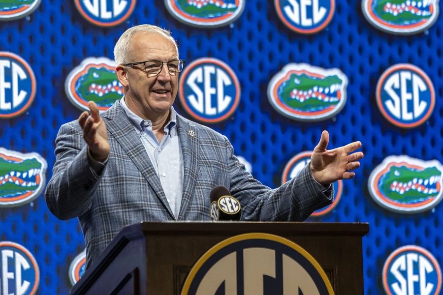 SEC Commissioner: No imminent decision on expanded CFP in works 