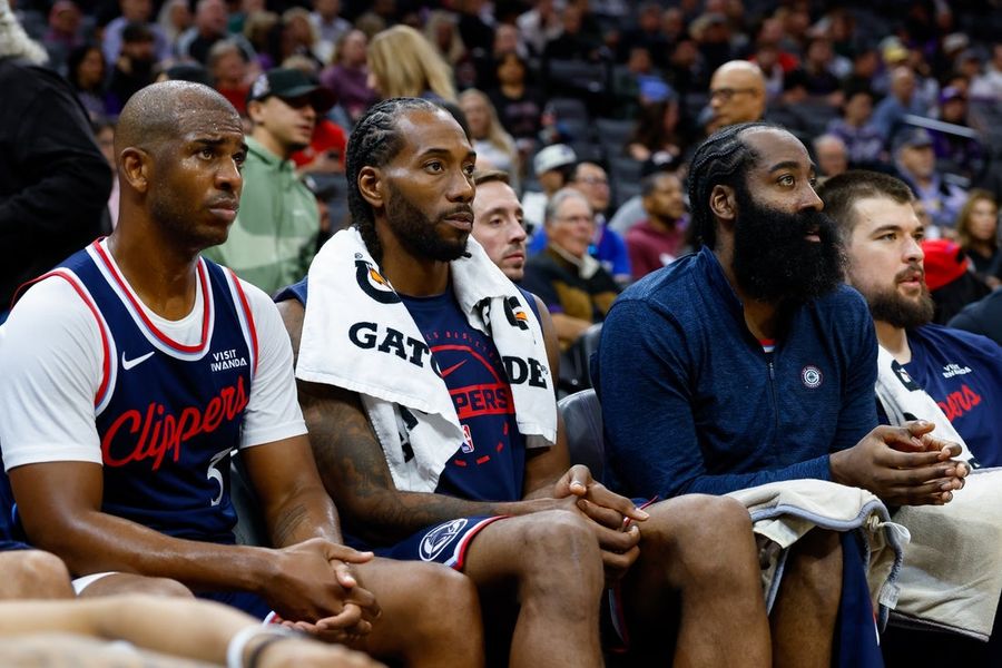 Opener pits youthful Jazz against veteran Clippers