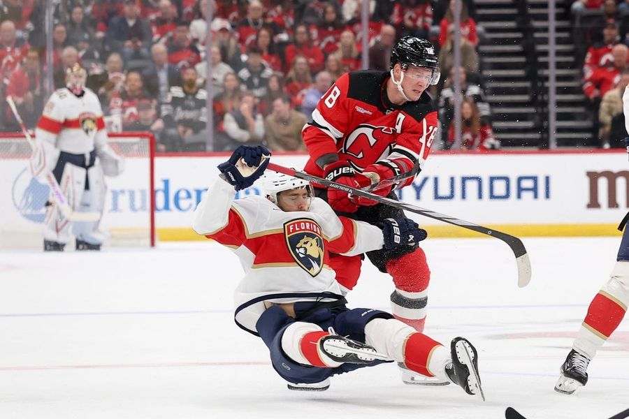 Devils keep rolling, hand Panthers third straight loss