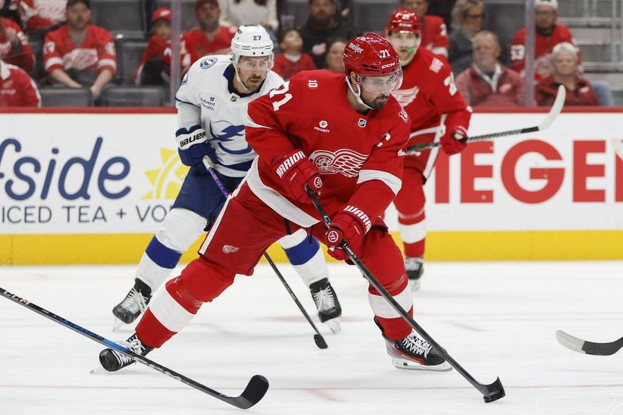 NHL: Tampa Bay Lightning at Detroit Red Wings
