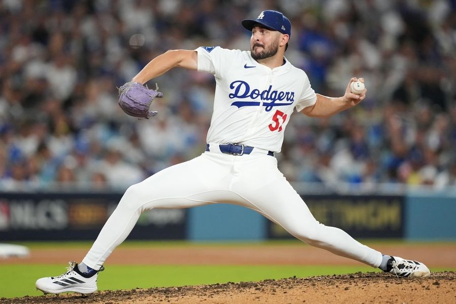 O canhoto do Dodgers, Alex Vesia (assunto familiar), ficou de fora da lista da World Series
