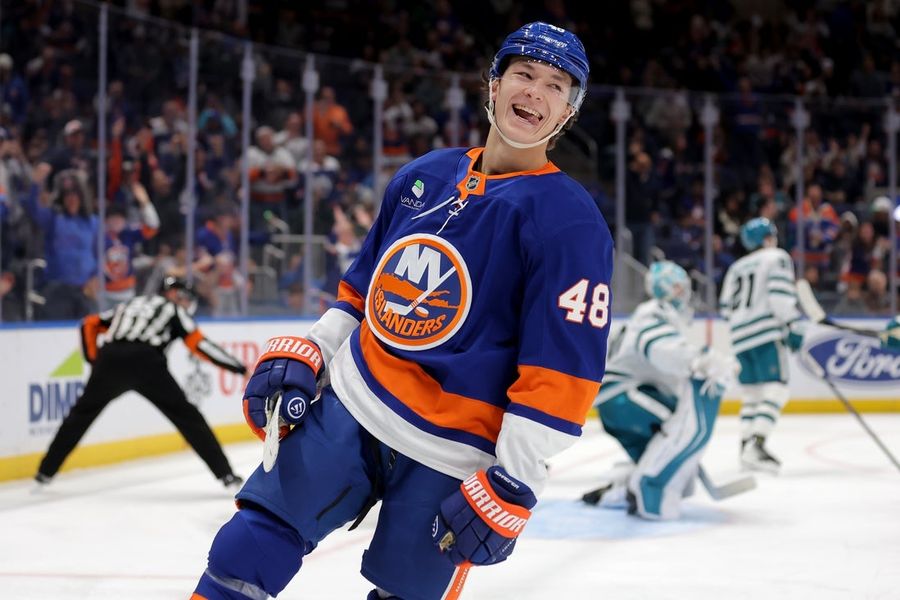 NHL: San Jose Sharks at New York Islanders