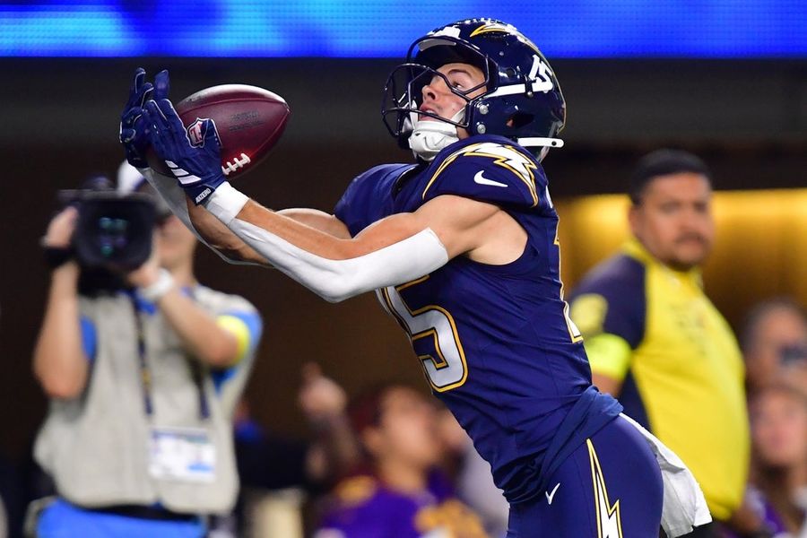 Justin Herbert (3 TDs), los Chargers abruman a los Vikings que patinan