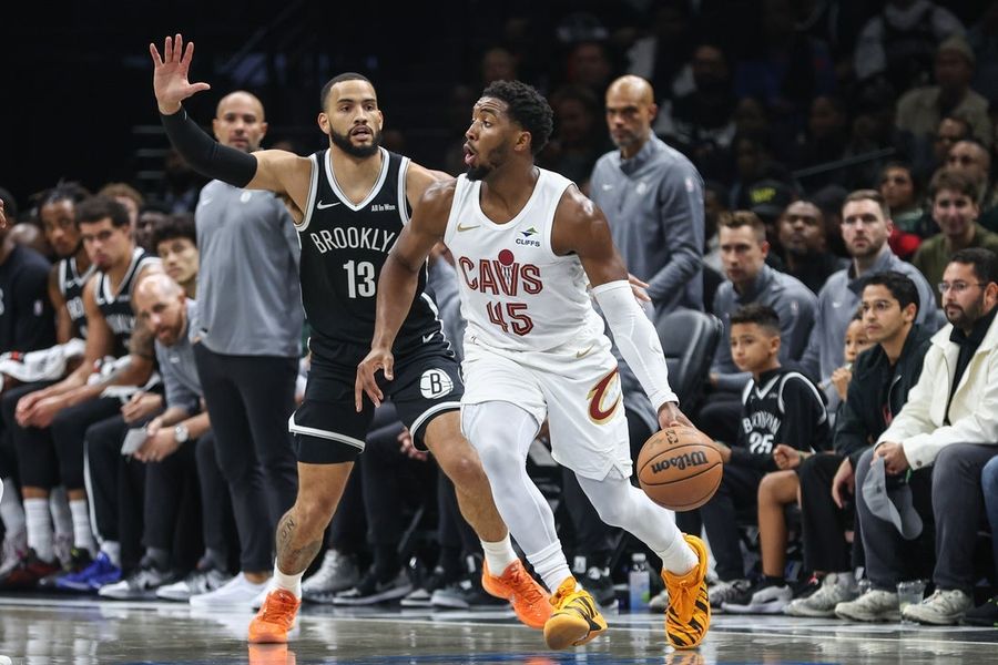 Donovan Mitchell arrasa os Nets com 35 pontos e Cavs seguram a vantagem