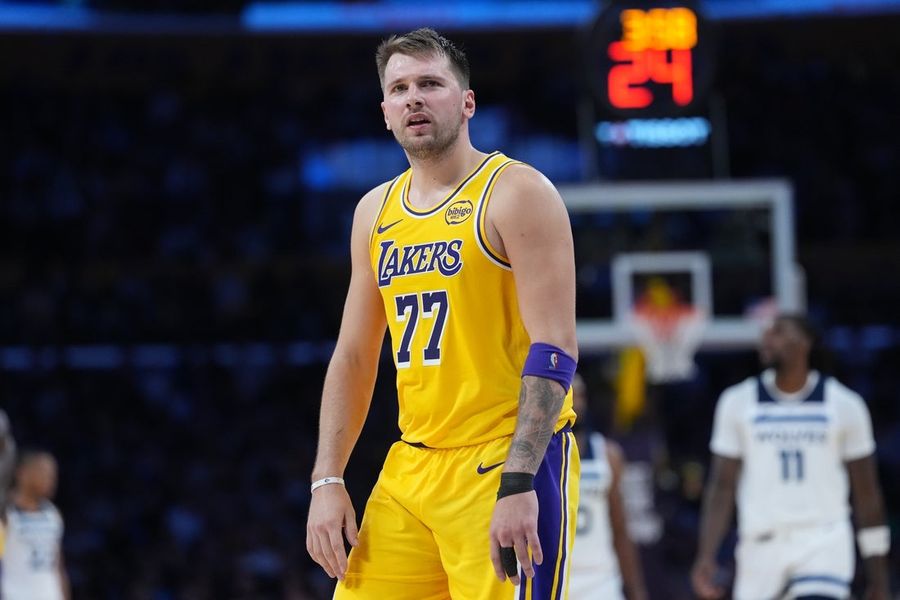 Report: Lakers G Luka Doncic to miss a week with finger, leg injuries