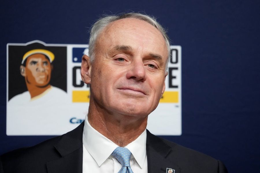 MLB counters MLBPA's economic proposal, intends to pursue salary cap
