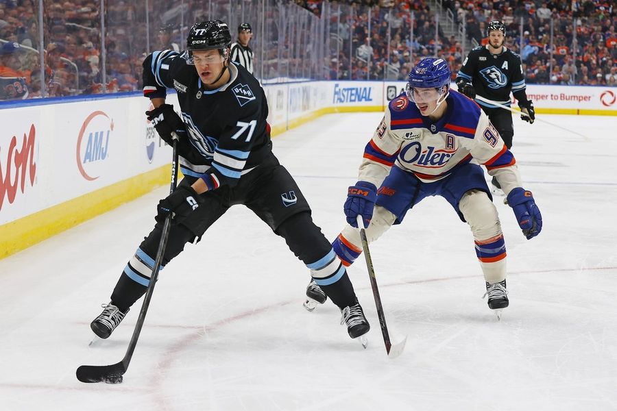 Banged-up Sabres to meet Mammoth after offseason trade