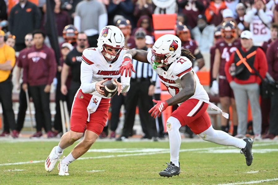 NCAA Football: Louisville at Virginia Tech