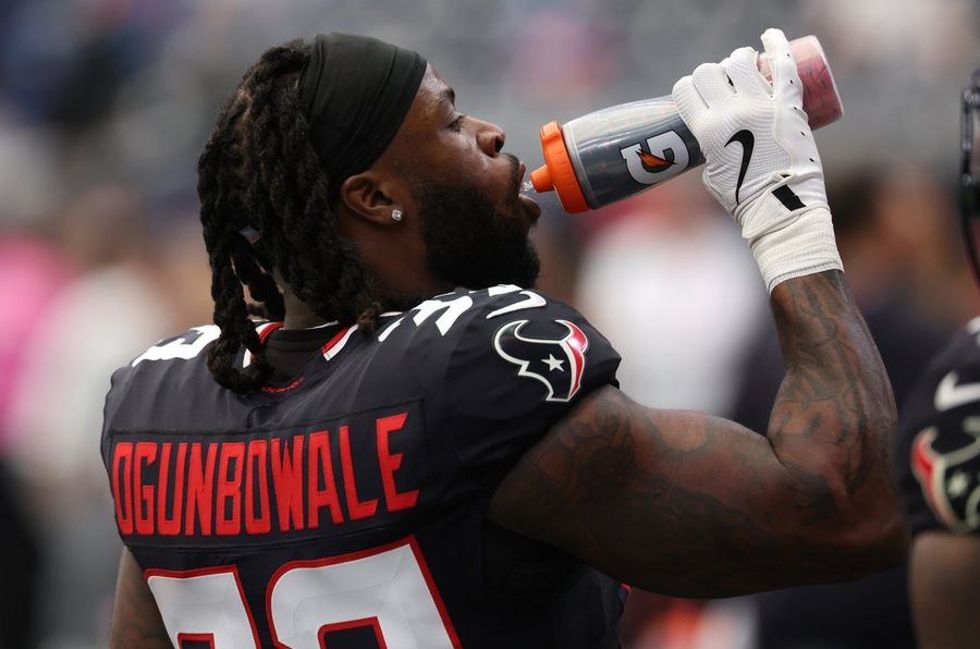 Los Raiders fichan al ex corredor de los Texans, Dare Ogunbowale.
