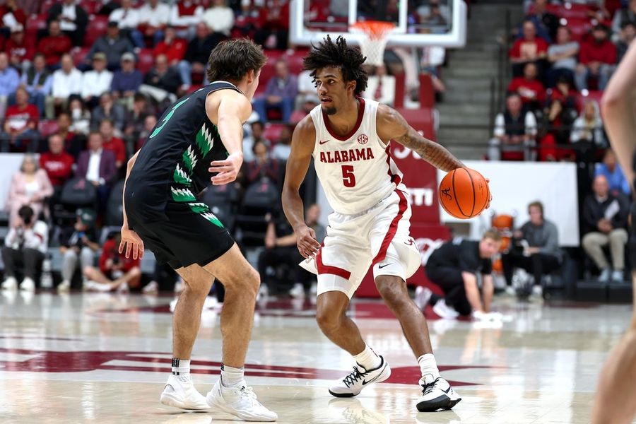 Labaron Philon leads No. 15 Alabama to easy win over North Dakota
